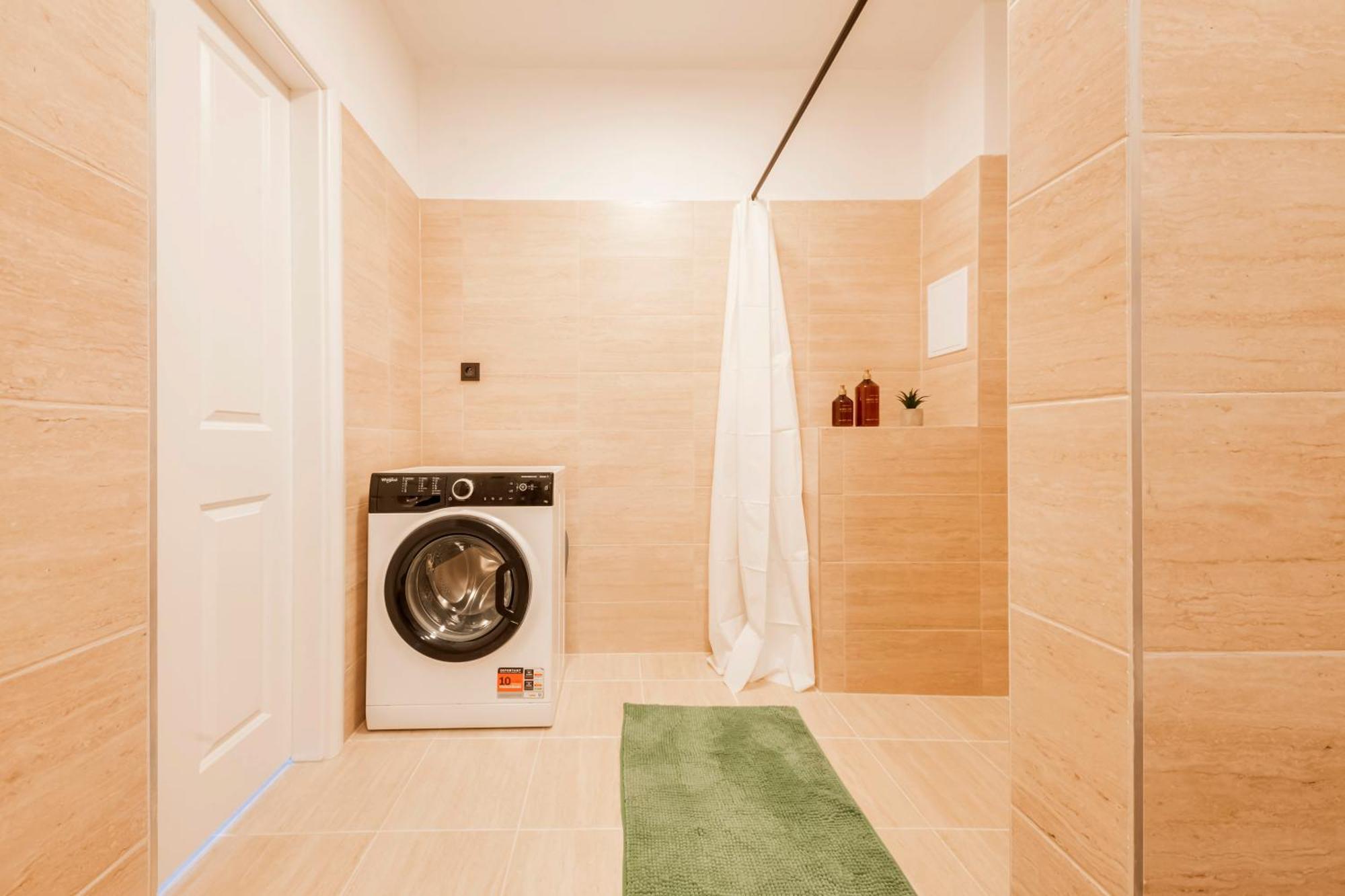 City Center Premium Apartment Praga Exterior foto
